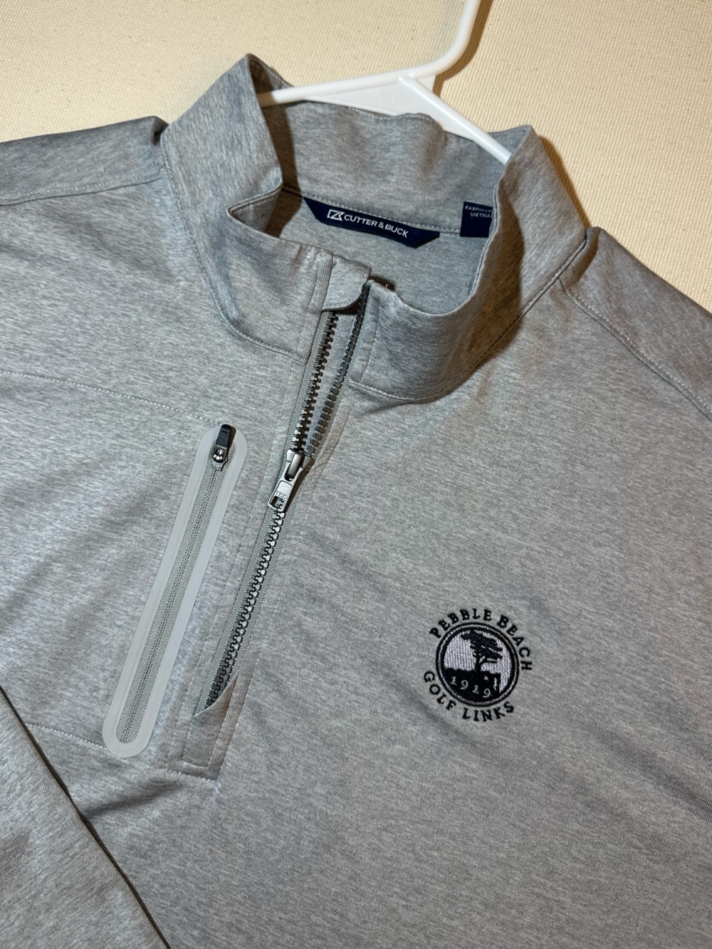 Cutter & Buck Gray Quarter-Zip Pullover x Pebble Beach Golf Links